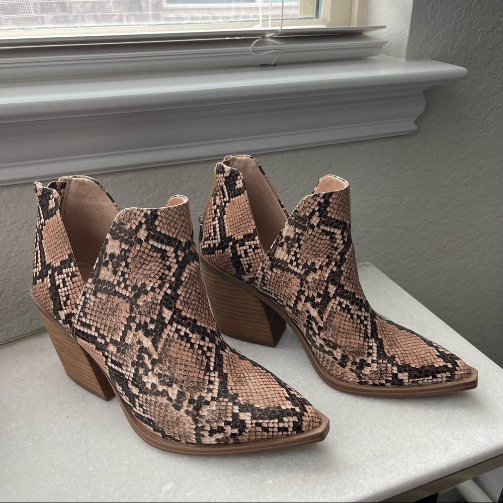 Steve Madden snake skin booties